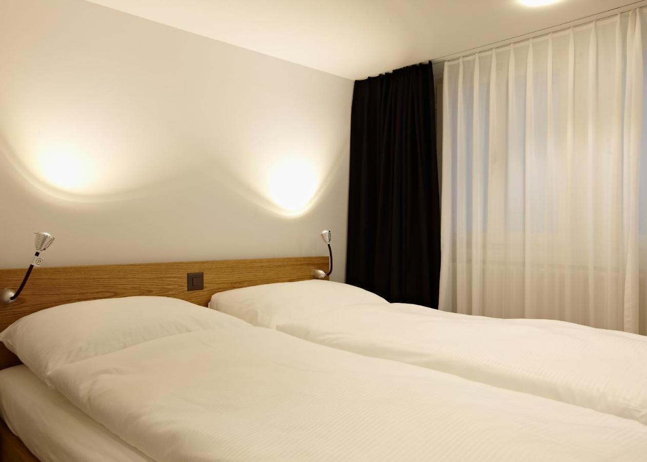 Hotel Lestelle - Self Check-In Lucerna Exterior foto