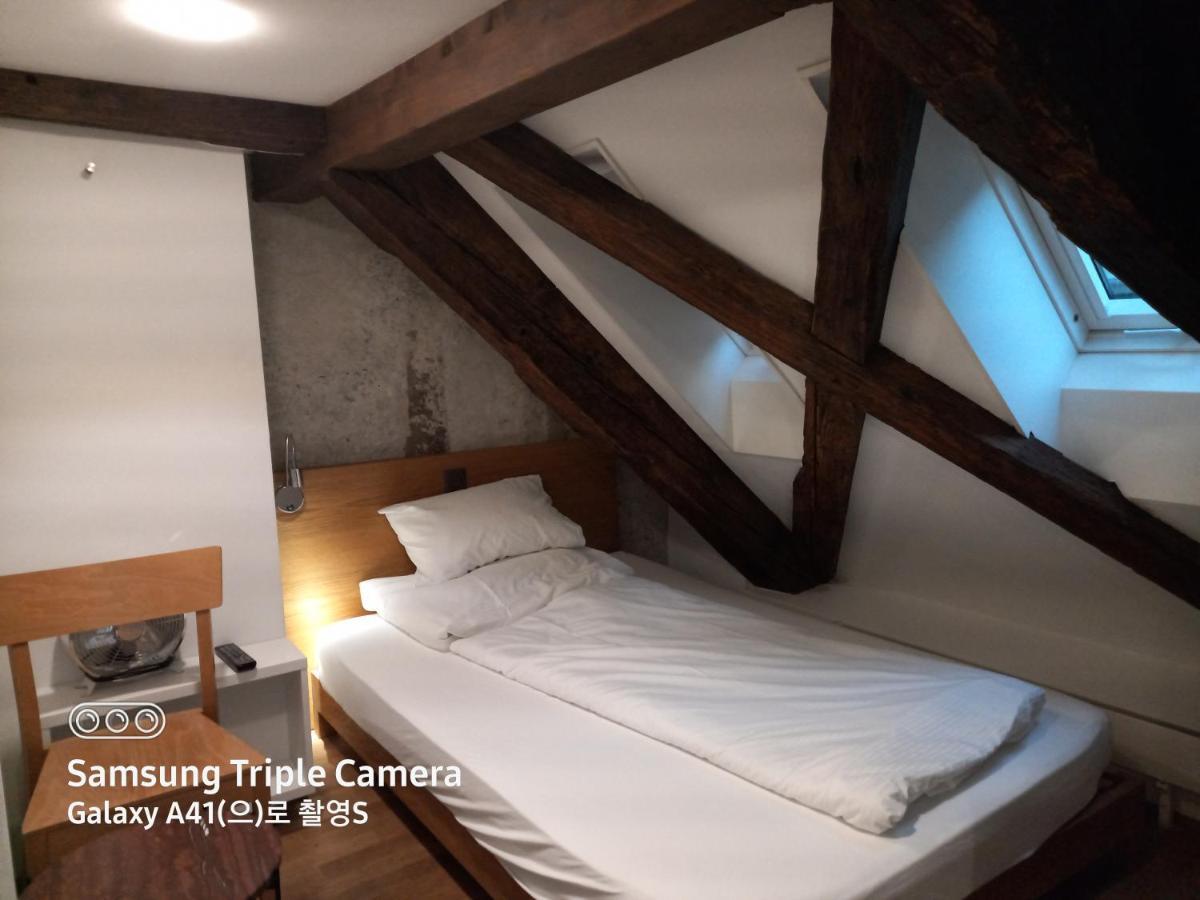 Hotel Lestelle - Self Check-In Lucerna Exterior foto
